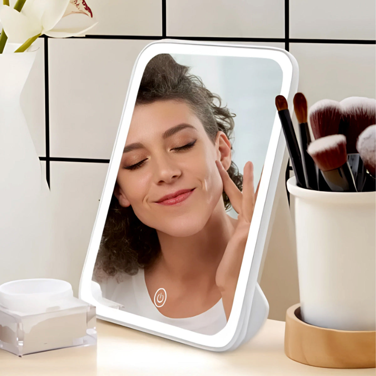 Espejo recardable con luz led LO NECESITO | Set de 2 piezas.