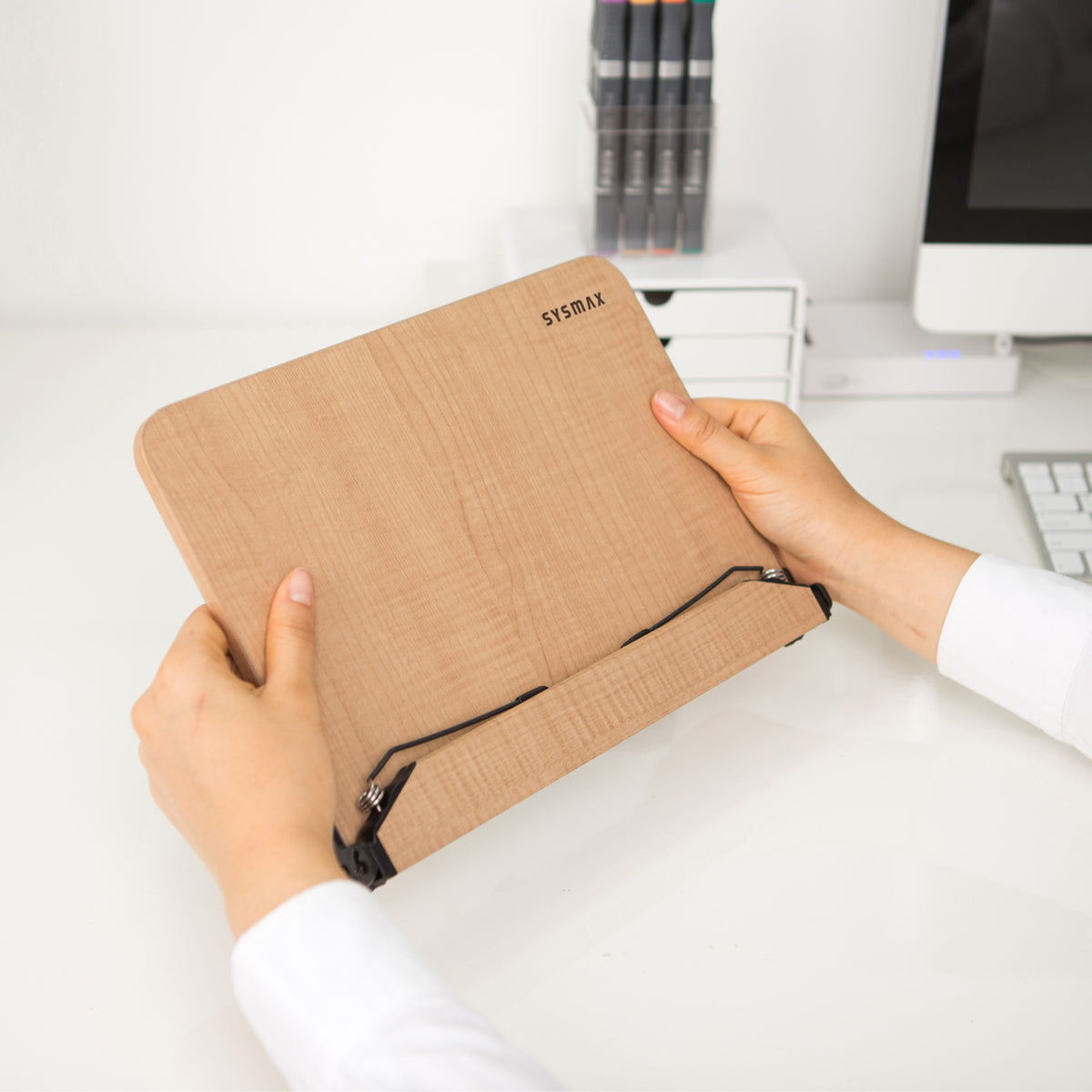 Soporte atril multiusos SYSMAX | 13 niveles de altura.