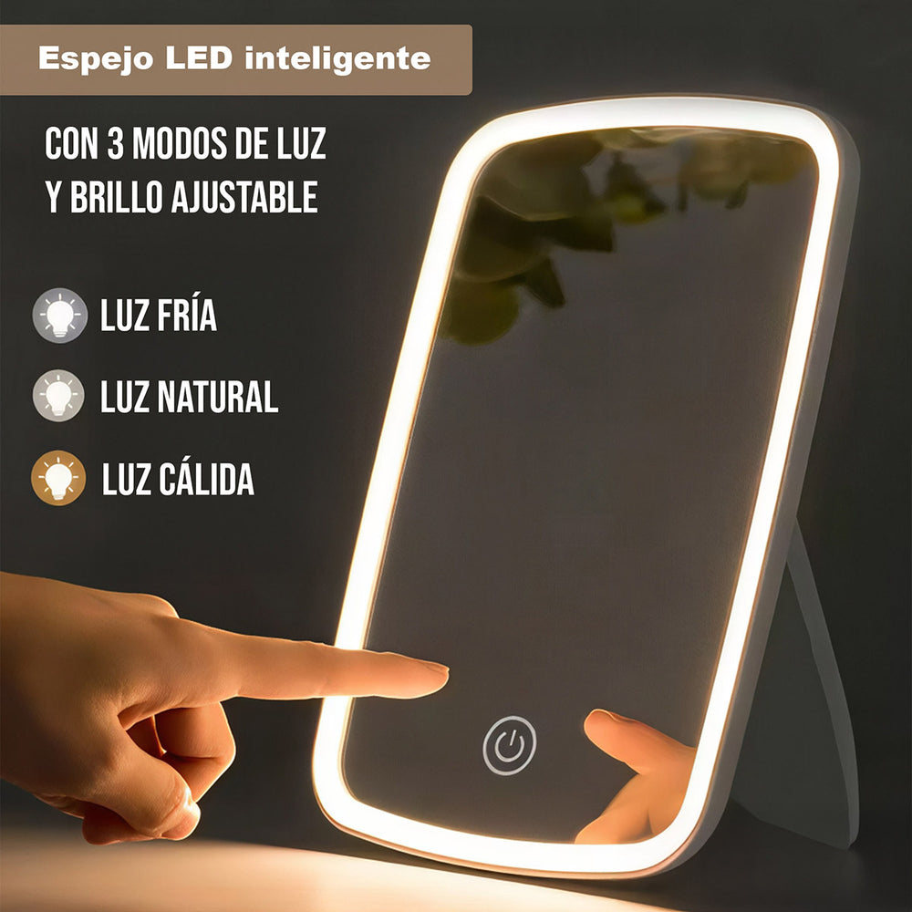 
                  
                    Espejo recardable con luz led LO NECESITO | Set de 2 piezas.
                  
                