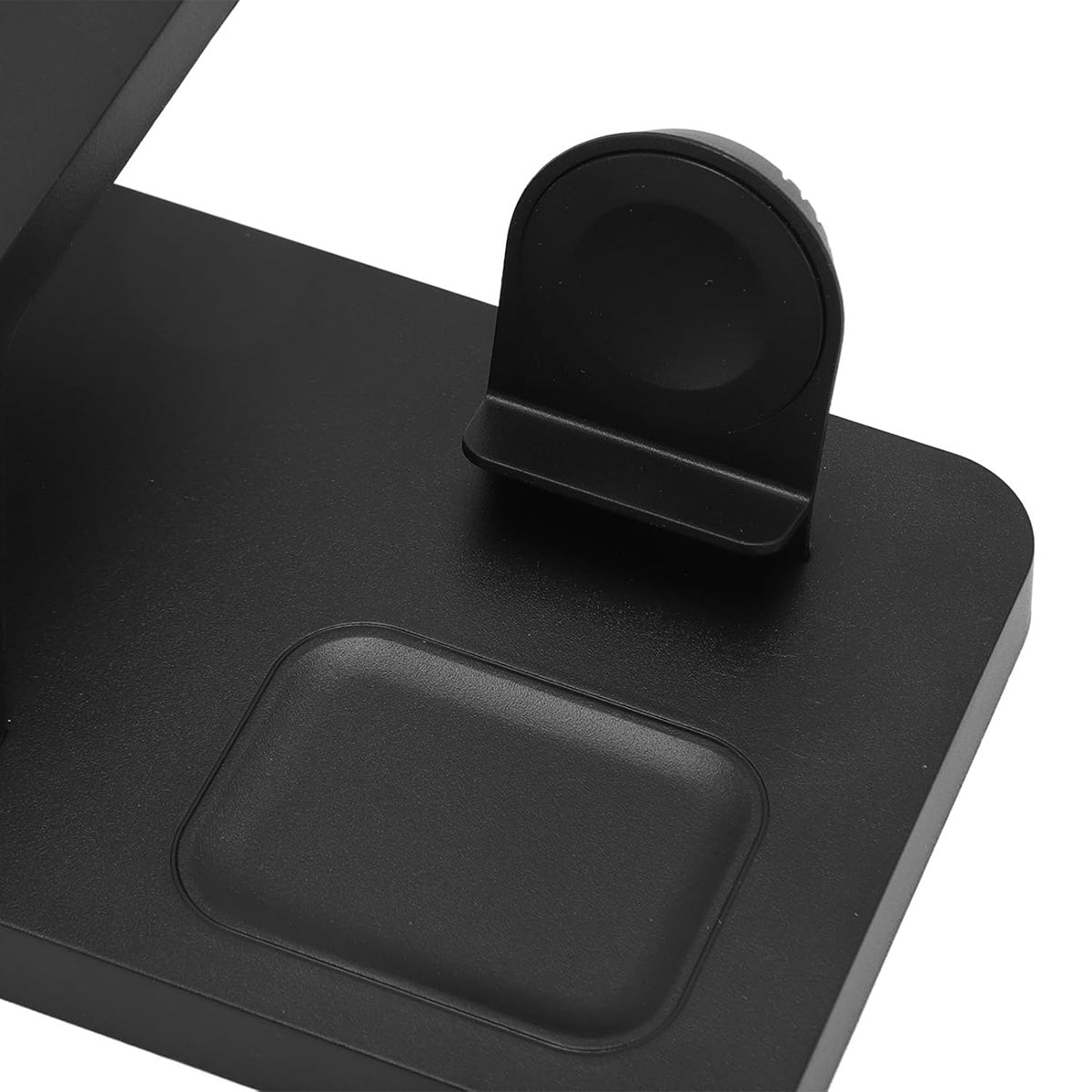 Detalle del cargador USB del reloj inteligente Alpha Mobile